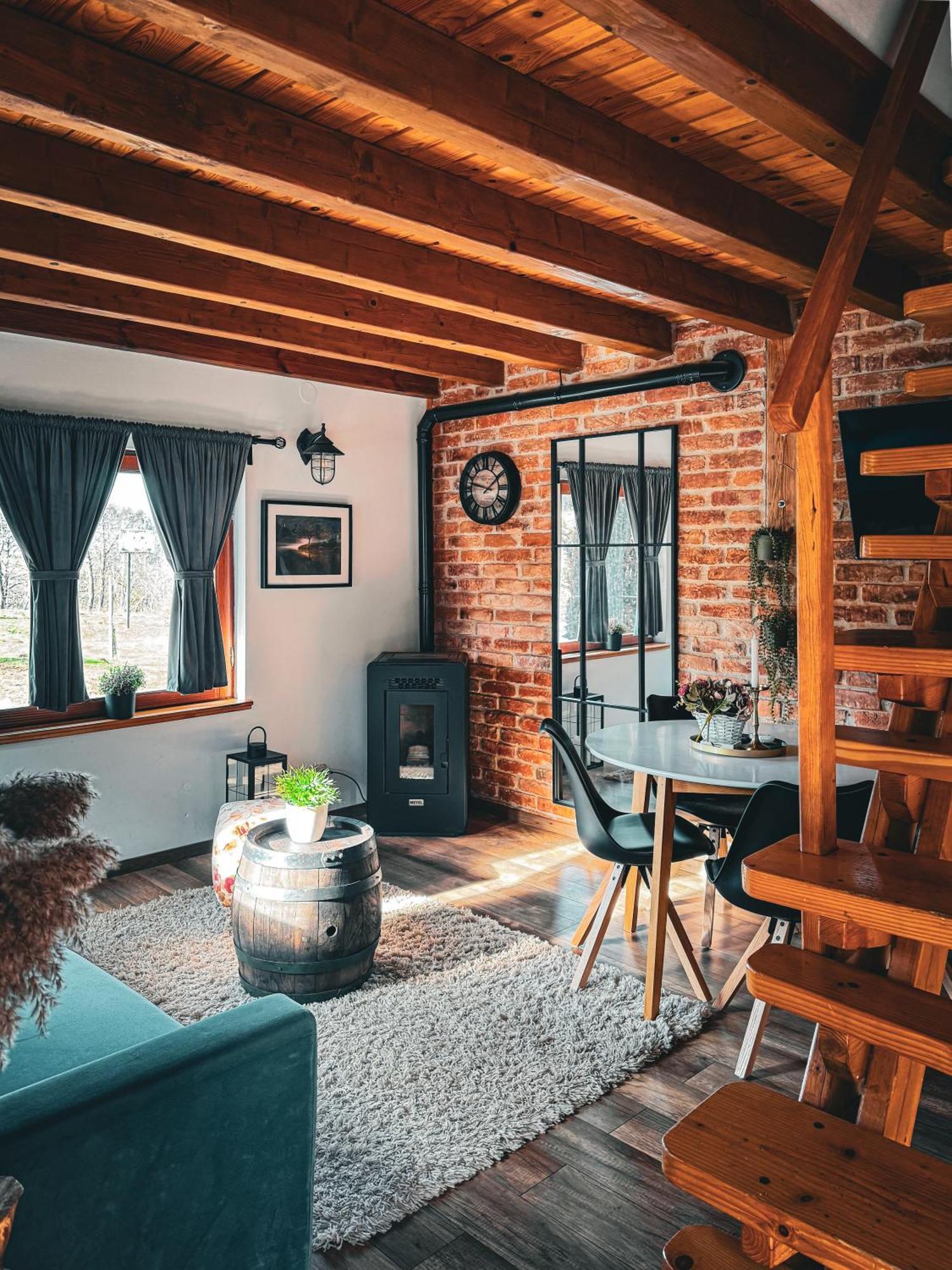 Woodenhouse With Two Apartments Оточац Екстер'єр фото